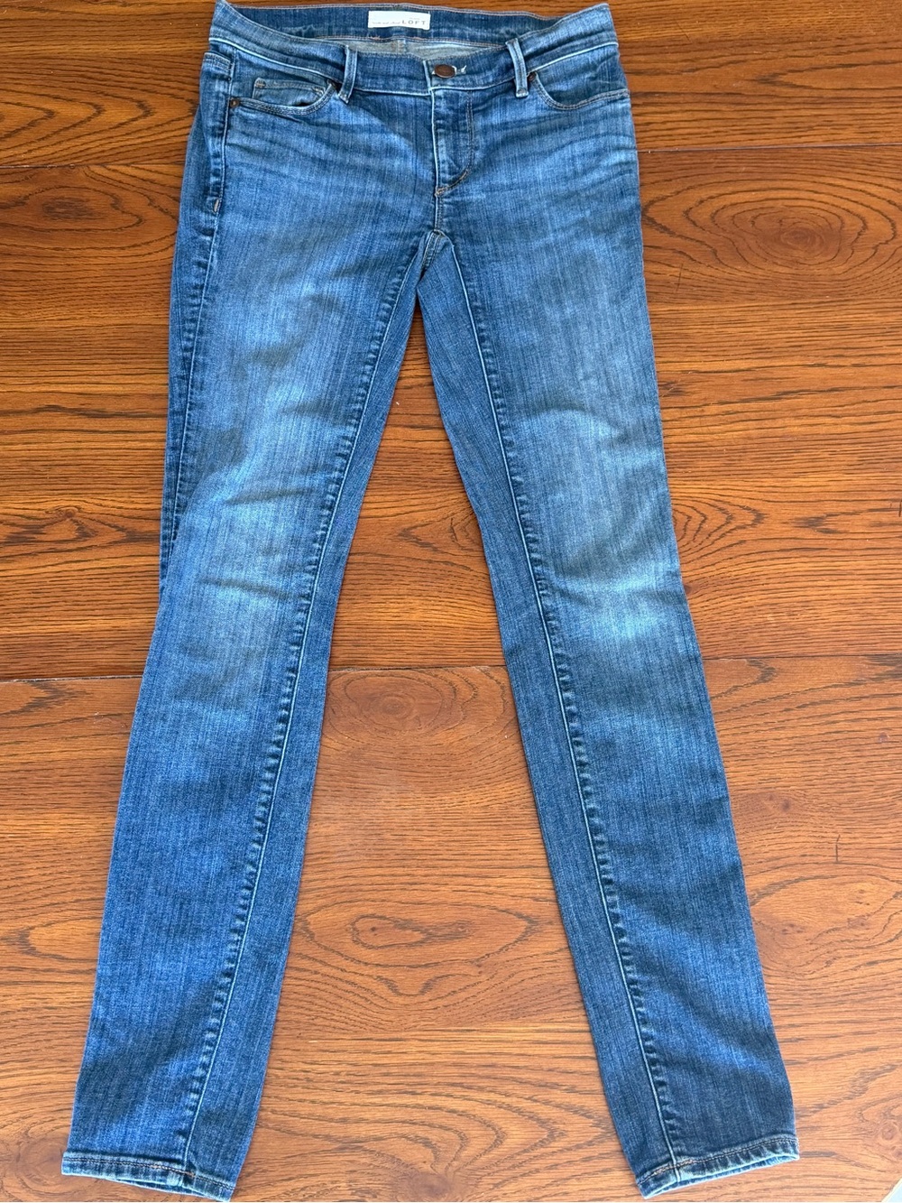 LOFT Skinny Jeans in Medium Blue Wash